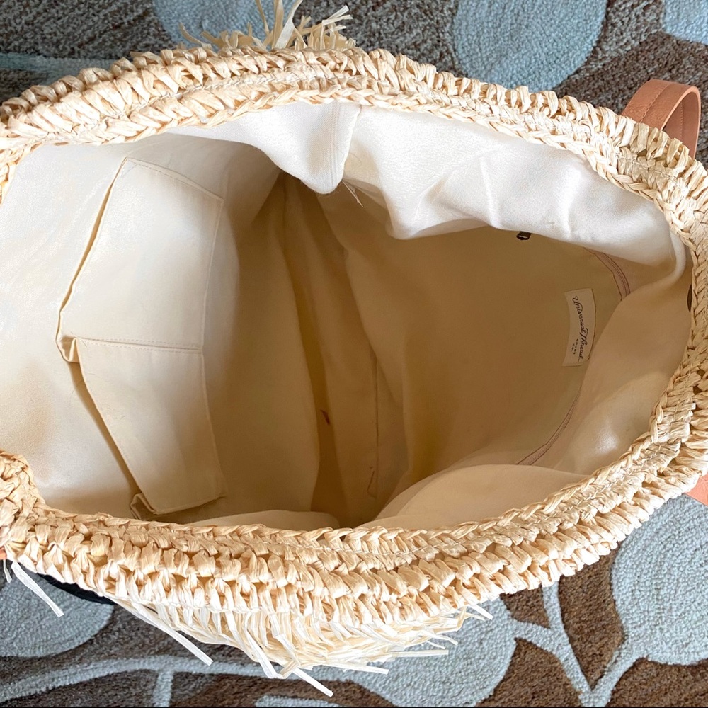 UNIVERSAL THREADS • Straw Tote - Picture 11 of 15